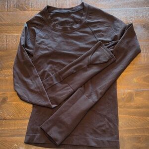 lululemon athletica Women's Black Long Sleeve Tee swiftly tech race length